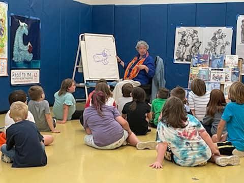 VEW Students enjoying author, Suzanne Bloom (June 2022)
